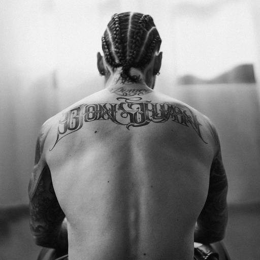 穿越成肉奴的婬乱生活
